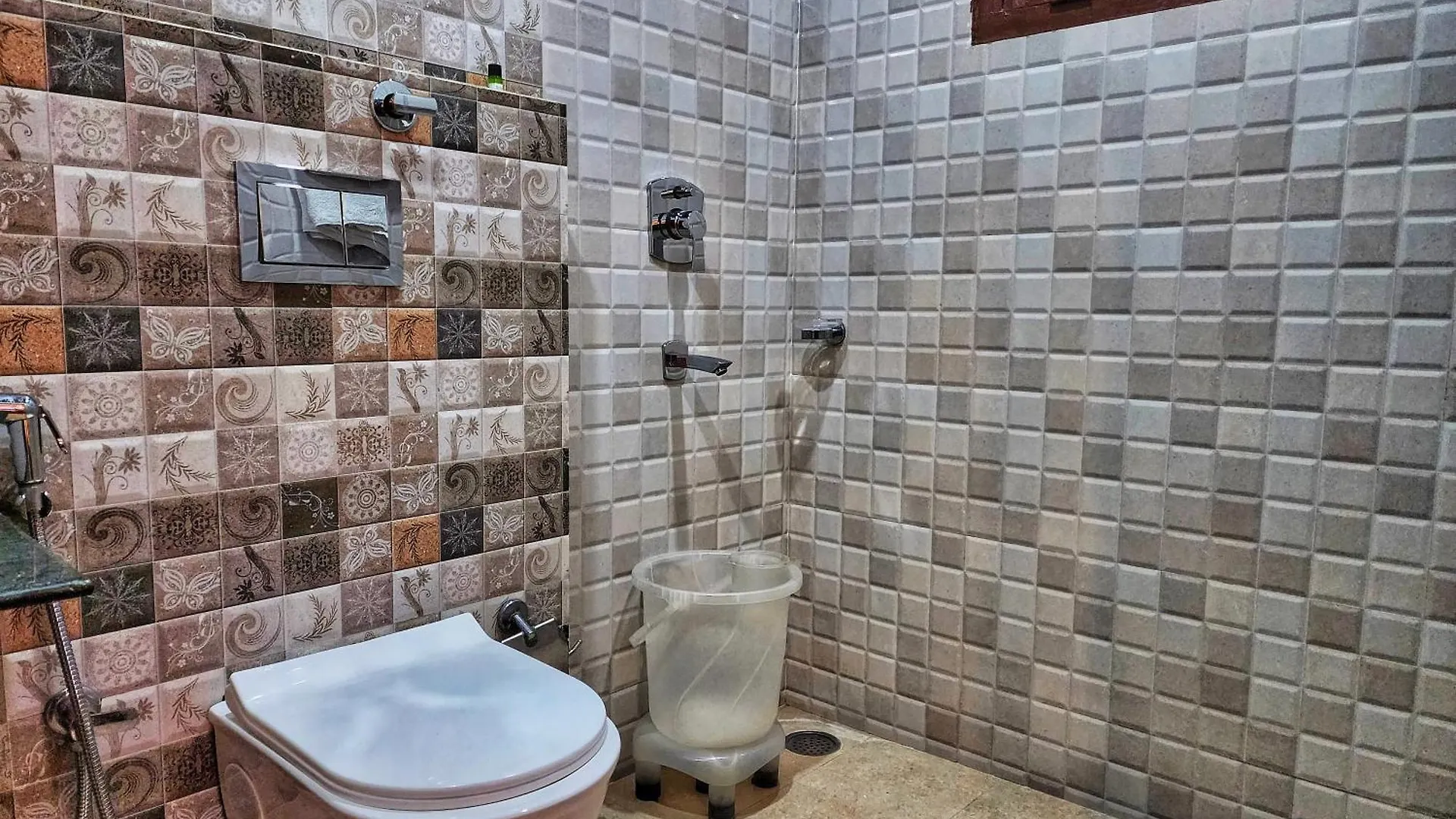Royal Cedar B&B Simla 0*, Shimla