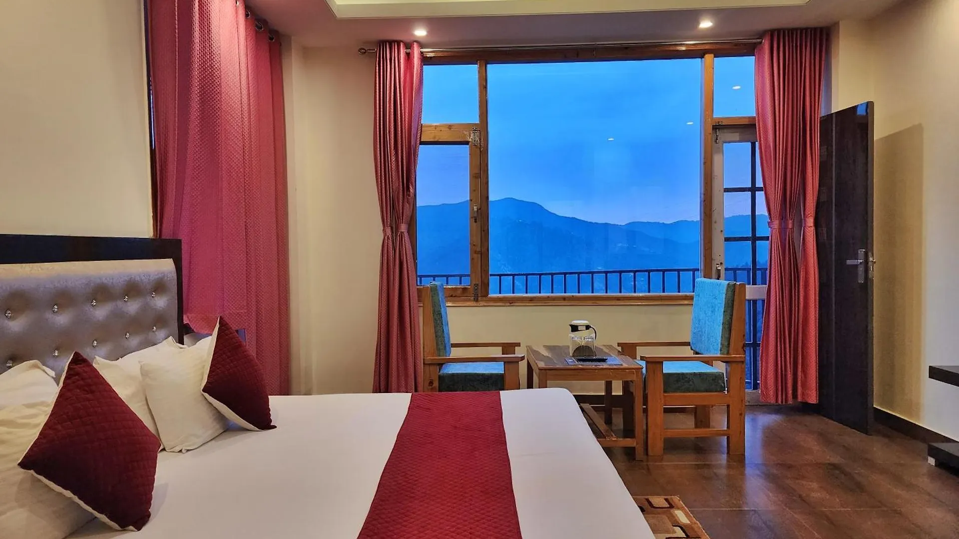 Royal Cedar B&B Simla 0*, Shimla India